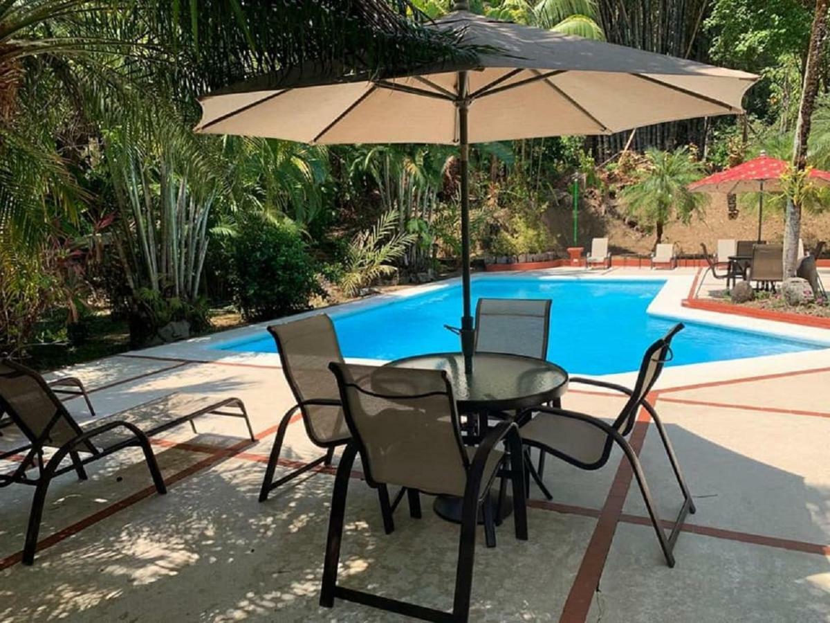 Hotel Roca Verde Beachfront 蓬塔雷纳斯 外观 照片