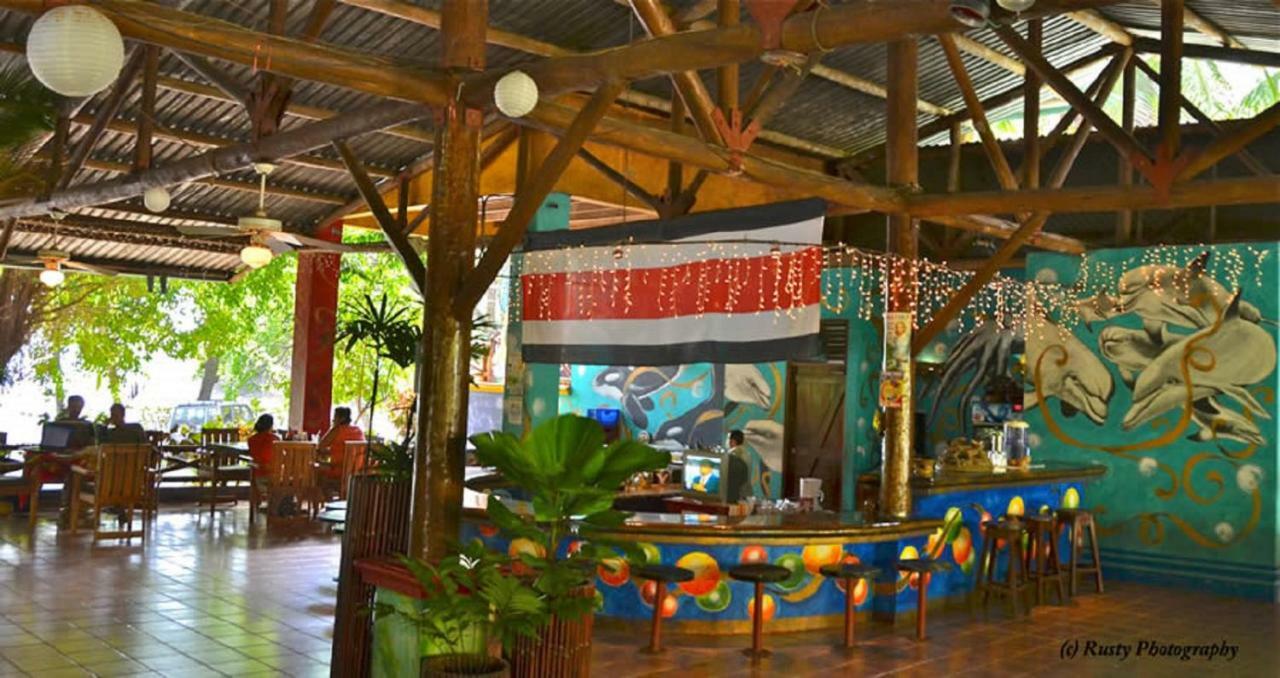 Hotel Roca Verde Beachfront 蓬塔雷纳斯 外观 照片